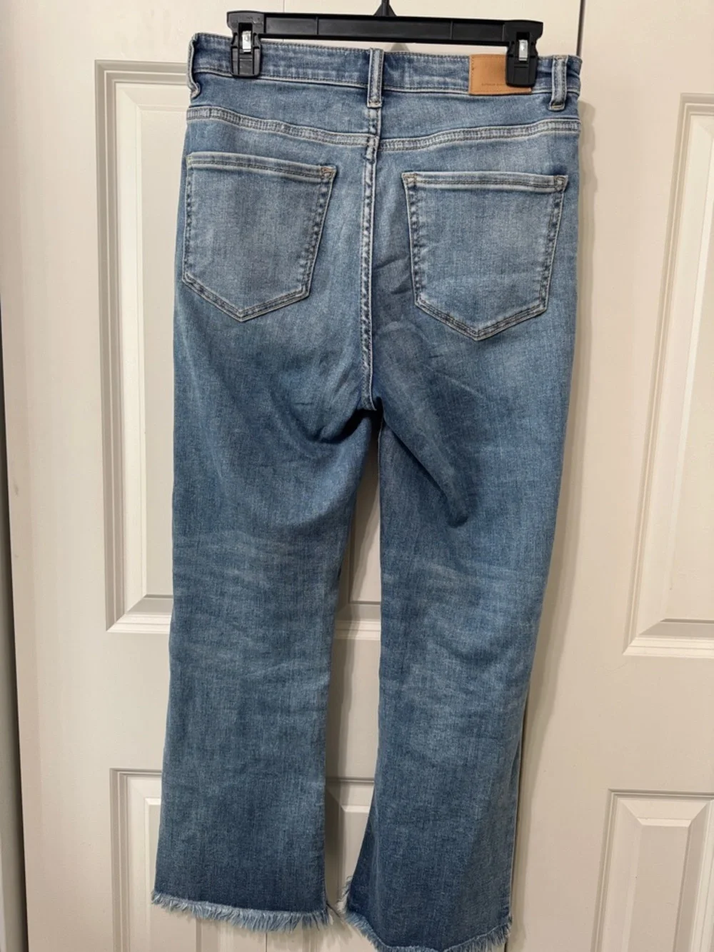 BKE Parker Women's Straight Leg Jeans - Faded Medium Blue Wash - Picture 7 of 7